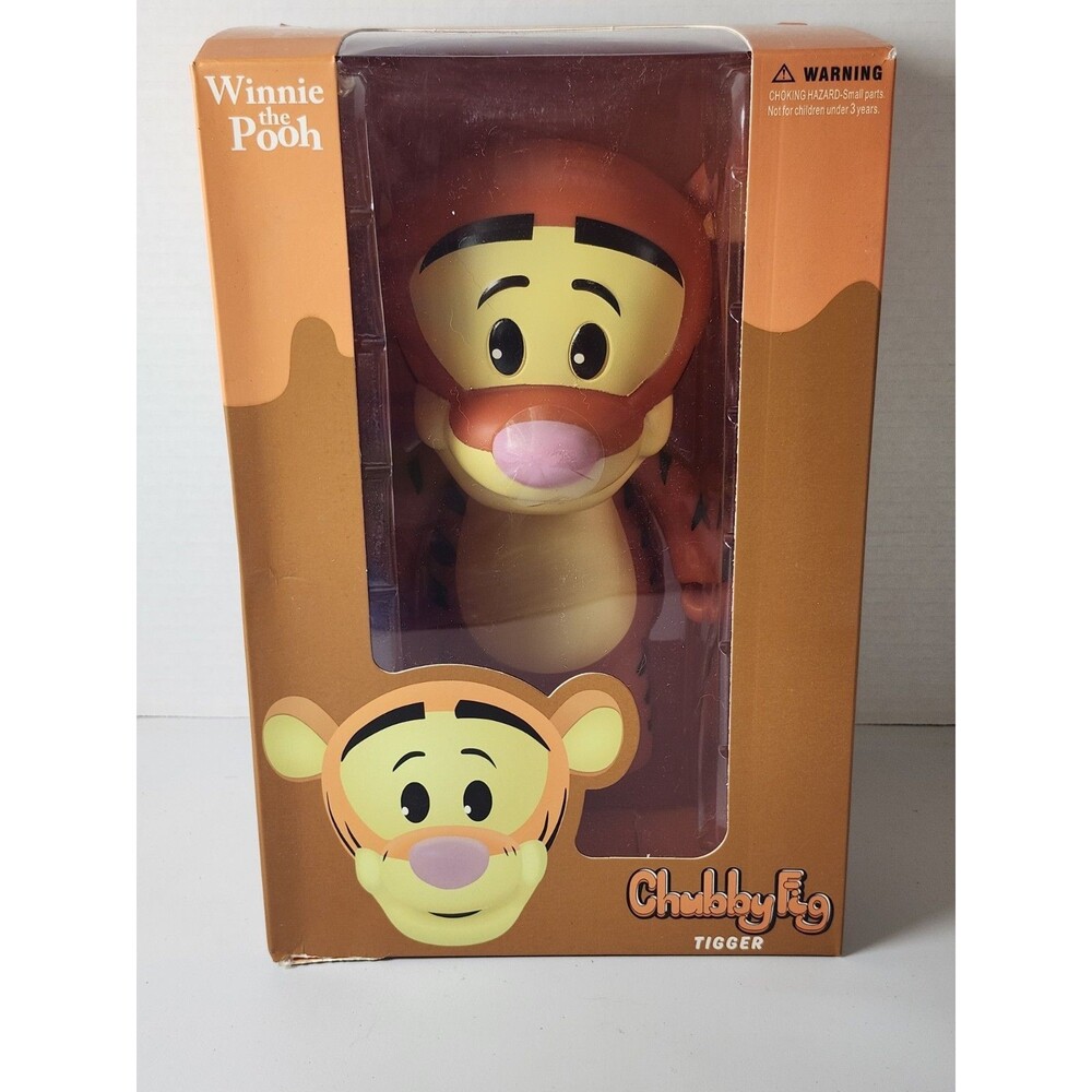 Chubby Fig Tigger baby figurine Winnie the Pooh collectible No .9925 NEW